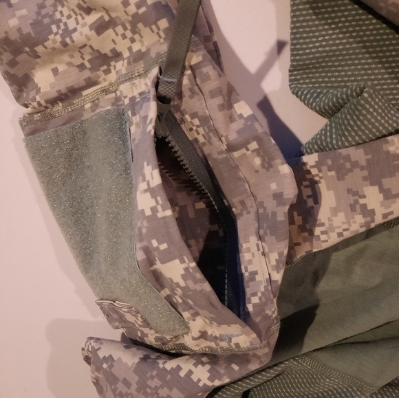 Massif Army Combat Shirt Mens Medium Digital‎ Camo Military Tactical Long Sleeve - Picture 7 of 10